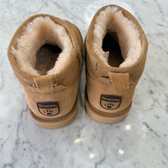 BearPaw Short Mini Ankle Boots Tan Suede Sheepskin Wool Size 7 - Picture 4 of 8